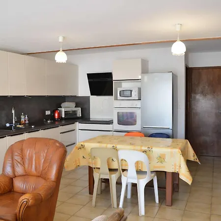 Sp330-028 Maison 5 Pièces Pierre La *
